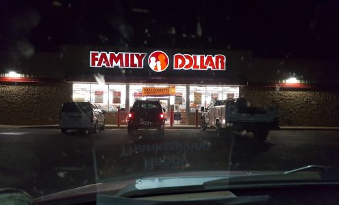 Family Dollar Aguila