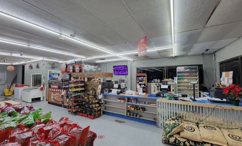 Gutierrez gas and grocery San Ygnacio