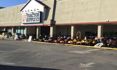 Tractor Supply Roanoke