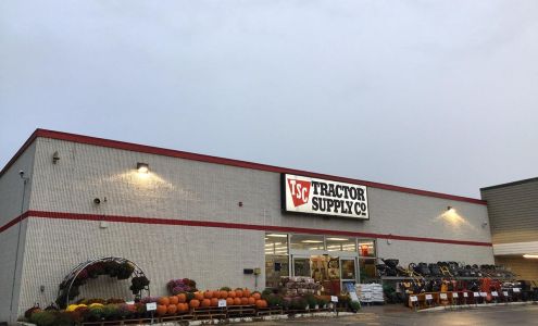 Tractor Supply Tilton