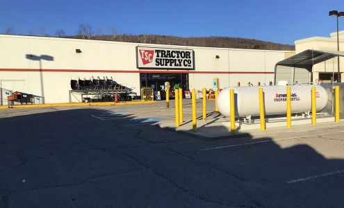 Tractor Supply Gorham