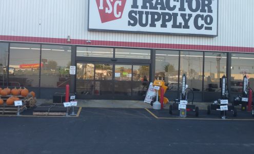 Tractor Supply Columbia