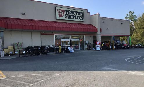 Tractor Supply Chipley