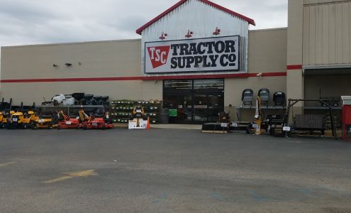 Tractor Supply Fayette