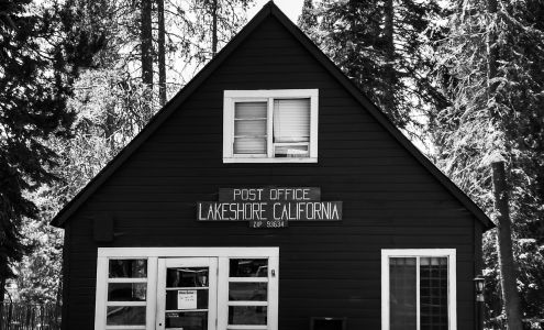 United States Postal Service Lakeshore