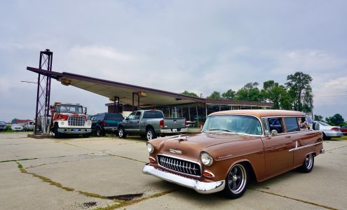 U-Haul Neighborhood Dealer