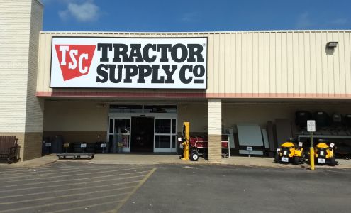 Tractor Supply Oakdale