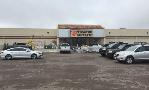 Tractor Supply Benson