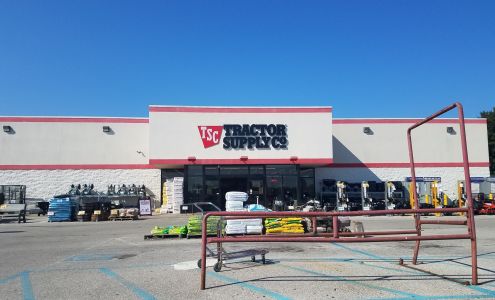 Tractor Supply Maysville