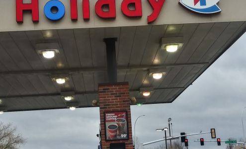 Holiday Stationstores