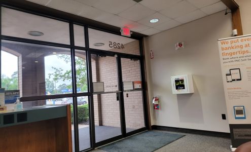 PNC Bank 4285 E Lucas Dr, Beaumont