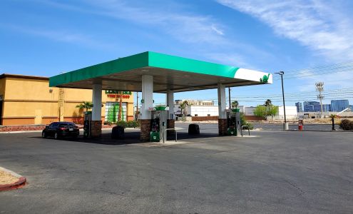 Sinclair Gas Station