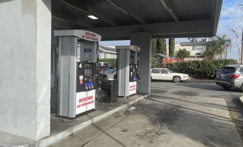 Dutch Pride Gas & Food