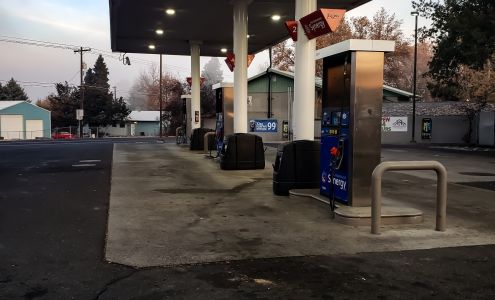 Neighborhood Market Lewiston