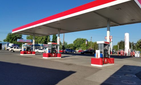 Neighbors A1 Market & Gas Lewiston