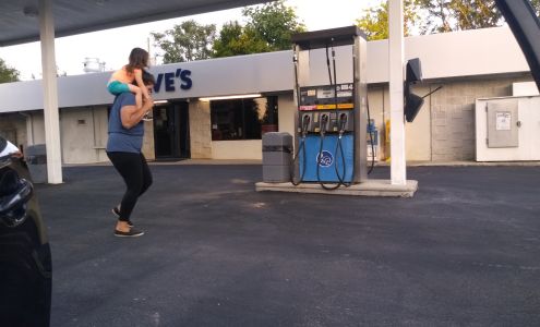 Dave's Grill & Grocery Aiken