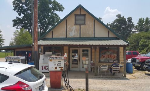 Supply Country Store Maynard