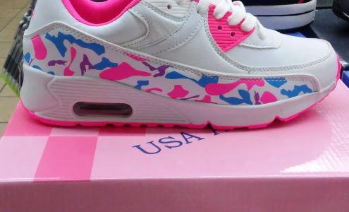 3 Way Food Mart Beech Island