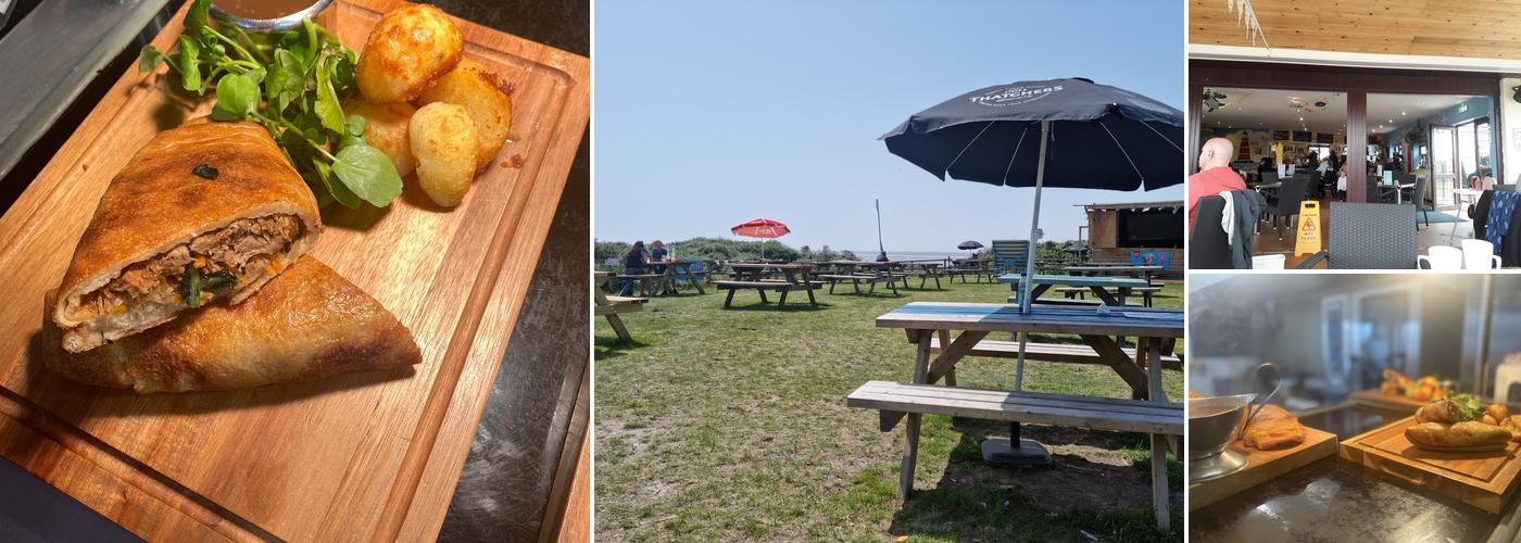 Sundowner Beach Bar at Beachside Holiday Park