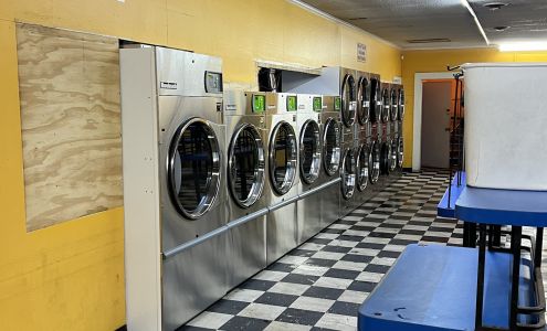 Speedee Laundromat