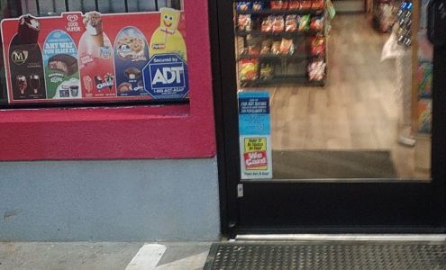 Gas & Go Pilot Mountain