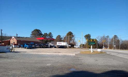 Dave's Gas & Grill Angier