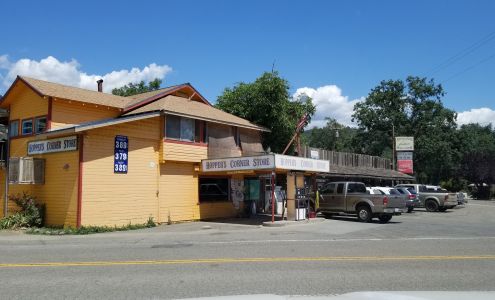 Hopper's Corner Store Potter Valley