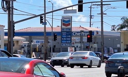 Lassen Chevron