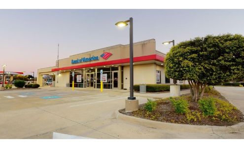 Bank of America (with Drive-thru ATM)