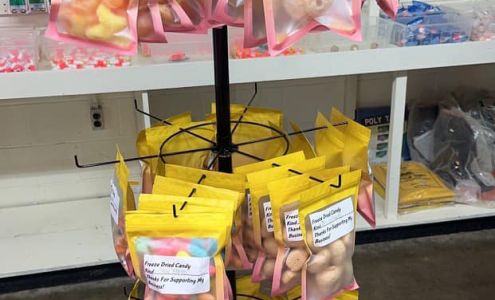 Trippes Bait Shop Lena