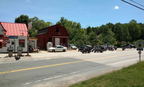 DICKS VILLAGE STORE Danbury