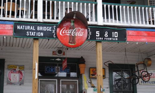 Natural Bridge Country Store