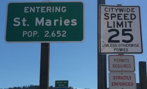 Ed's R & R Gas Saint Maries