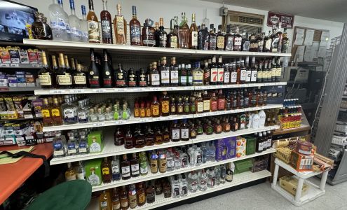 Two Rivers Market Columbus Junction