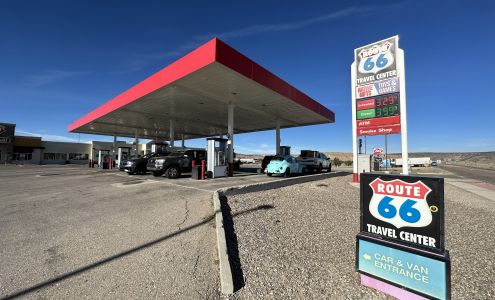 Dancing Eagle Travel Center Paraje