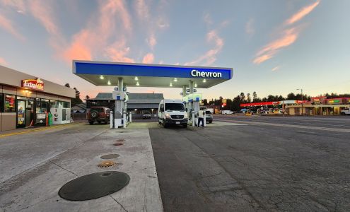 Chevron Chemult