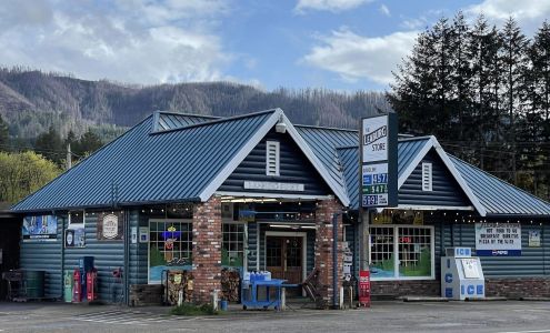 The Leaburg Store Walterville