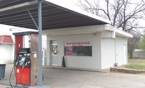 Dog House Holdenville