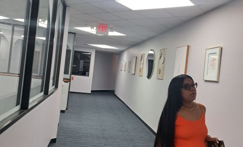 Bank of America (with Drive-thru ATM)