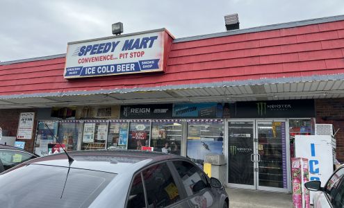 Speedy Mart convenience store and drive thru service