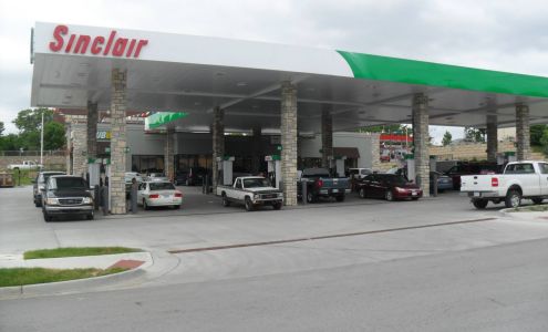 Speedy's Convenience Store