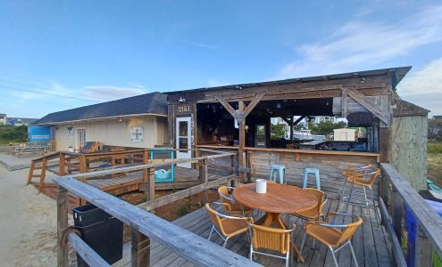 Tiki Bar at North End Market North Topsail Beach