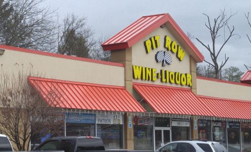 Pit Row Market LLC Bluff City