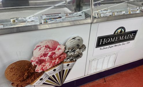 Uptown Mart Cleveland Heights