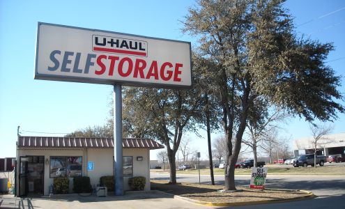 U-Haul Moving & Storage at Rufe Snow