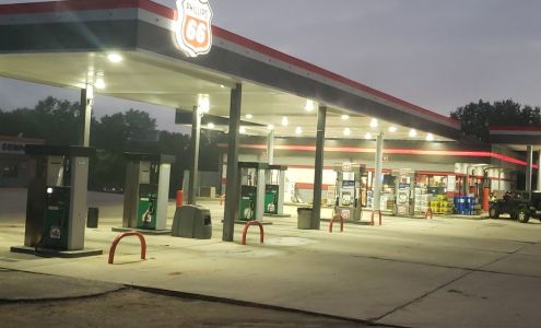 Cuzz's 66 and Dozier Oil Thomasville