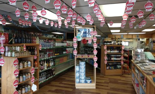 K & T's Party Store Herron