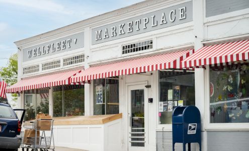 Wellfleet Marketplace