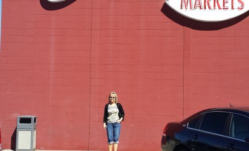 Cole's Market Pleasanton