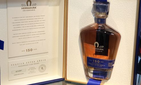 Zee Mini Mart Delano